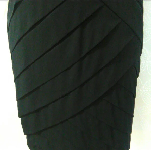 💛 New York & Company Sleeveless Dress - Picture 5 of 7